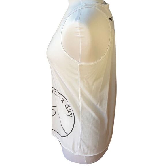 “An Ocean A Day” White Flowy Muscle Tank, Medium. NWOT. Perfect beach top! - Picture 4 of 14